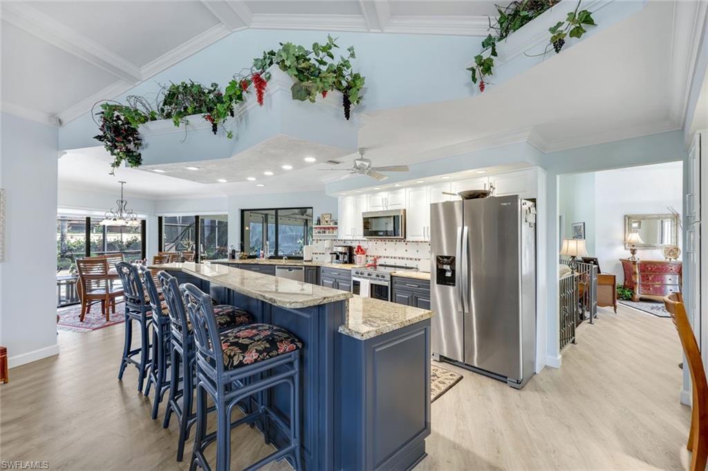 1933 Empress Court Naples, FL 34110 - Photo 13 of 39