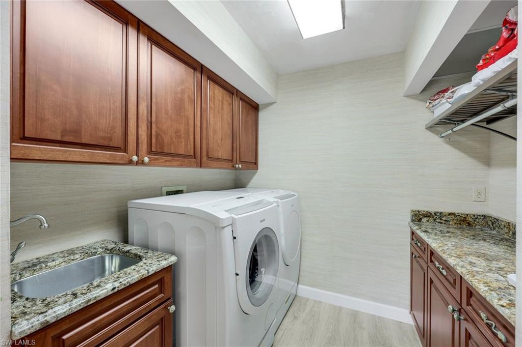 1933 Empress Court Naples, FL 34110 - Photo 26 of 39