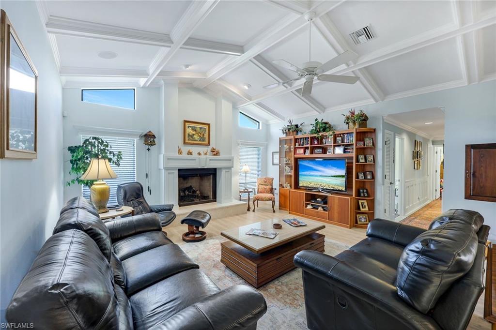 1933 Empress Court Naples, FL 34110 - Photo 10 of 39