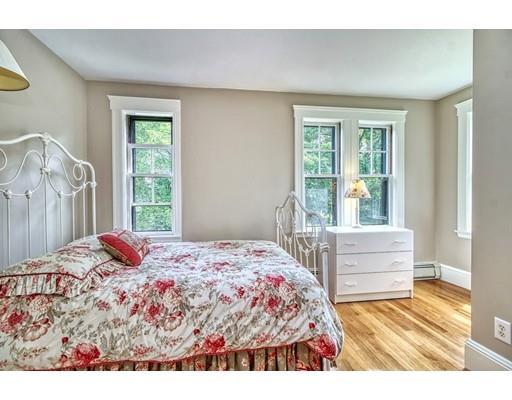 10 Woodside Road Winchester, MA 01890 - Photo 15 of 32 Gallery Image 15