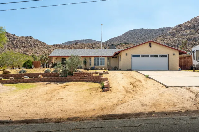 $395,000 | 61185 Sandalwood Trail, Joshua Tree, CA 92252