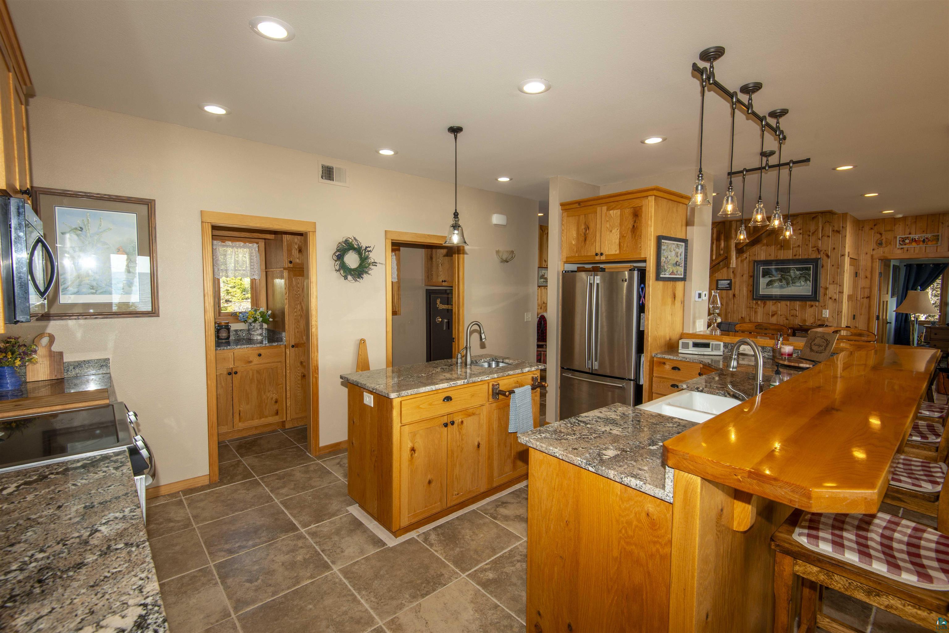 144 Stonegate Road Hovland, MN 55606 - Photo 12 of 92