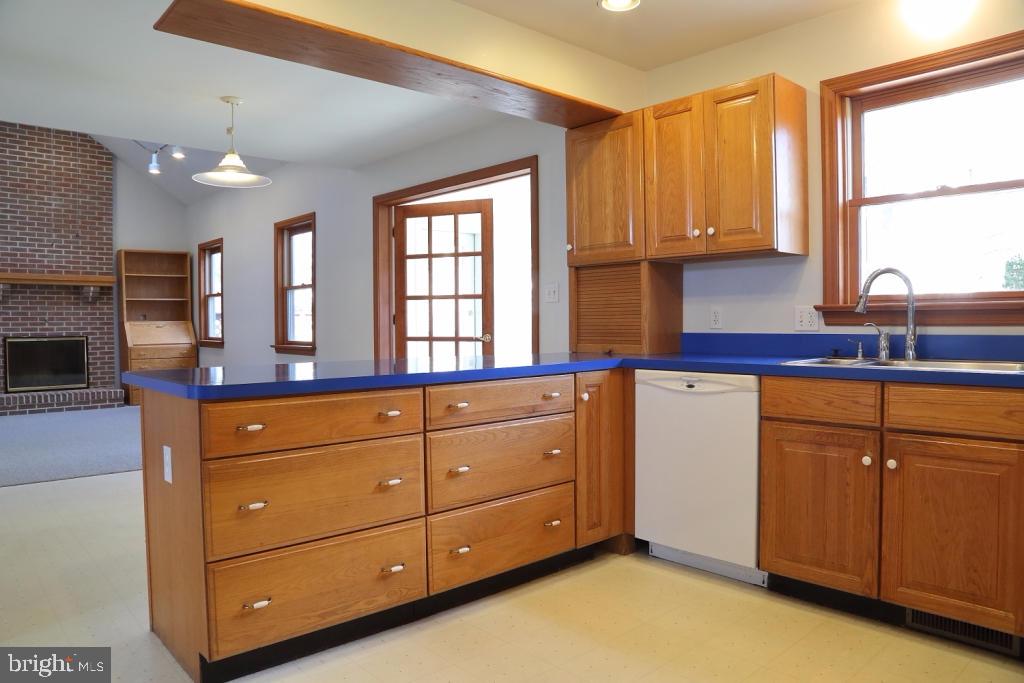 603 West 3rd Avenue Lititz, PA 17543 - Photo 11 of 28 Gallery Image 11