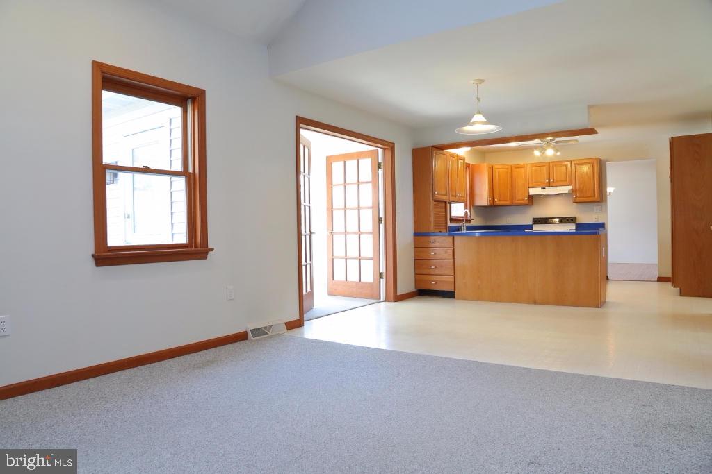 603 West 3rd Avenue Lititz, PA 17543 - Photo 9 of 28 Gallery Image 9