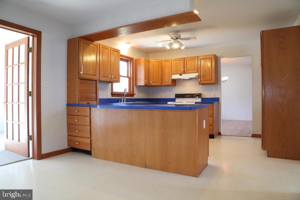 603 West 3rd Avenue Lititz, PA 17543 - Photo 10 of 28 Gallery Image 10