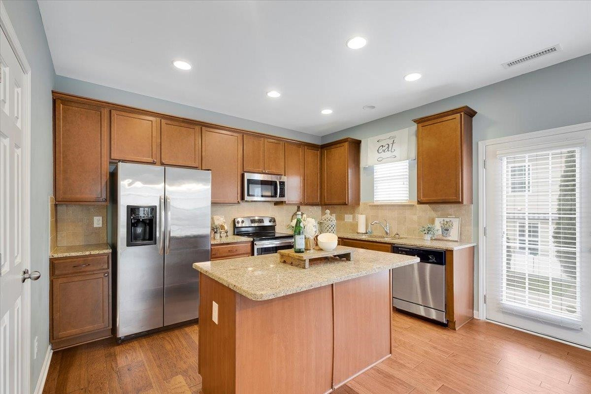 400 Provincial Street Raleigh, NC 27603 - Photo 10 of 20 Kitchen