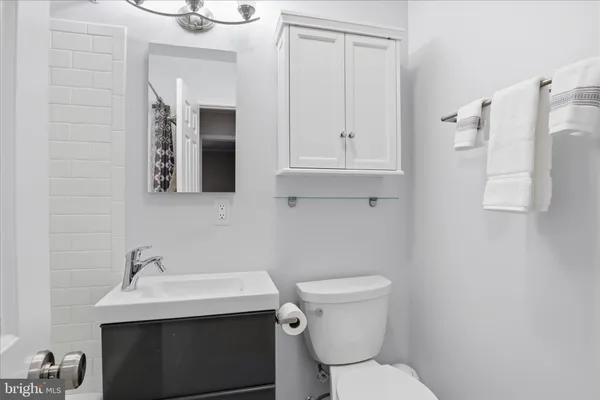 $860,000 | 8109 Overton Court, Springfield, VA 22153
