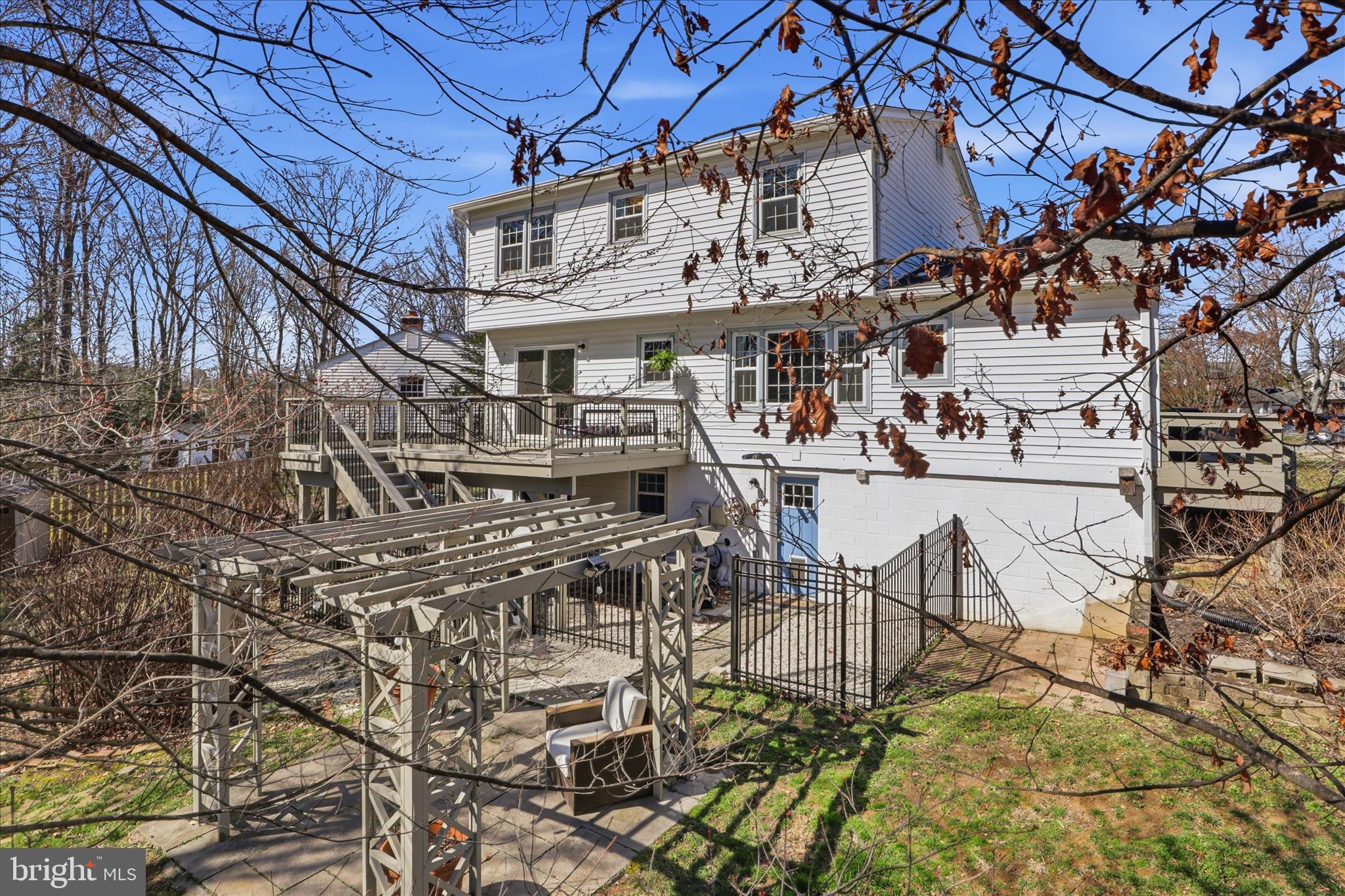 8109 Overton Court Springfield, VA 22153 - Photo 32 of 38 a view of a building with a tree