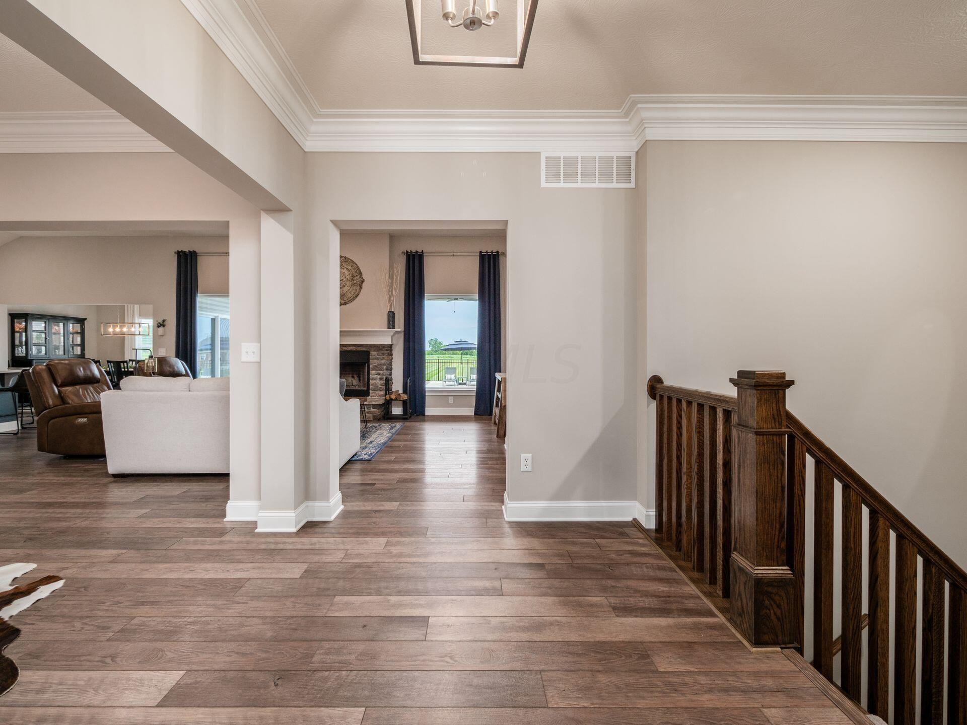 7676 Allen Road Canal Winchester, OH 43110 - Photo 19 of 50 Foyer