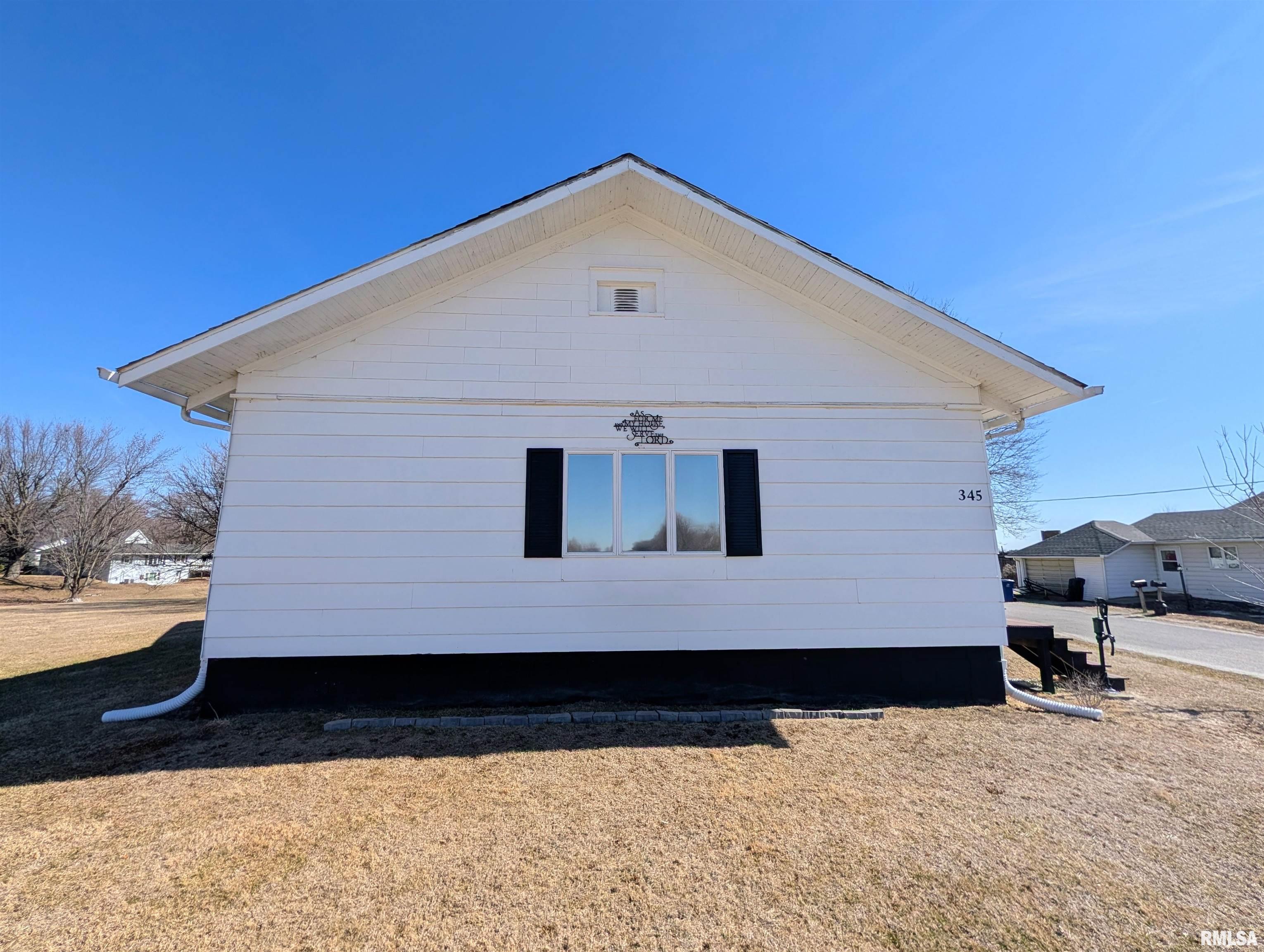 345 South Monmouth Street Good Hope, IL 61438 - Photo 4 of 16