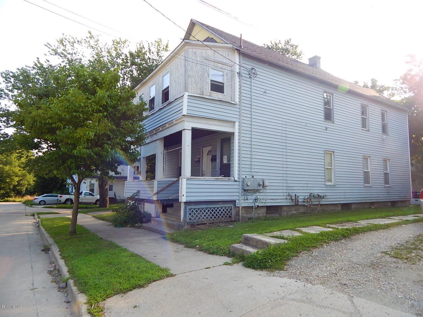 15-17 Spring Street Pittsfield, MA 01201 - Photo 4 of 44 41B93AD3-A14A-4CE7-81AF-882382EFD120