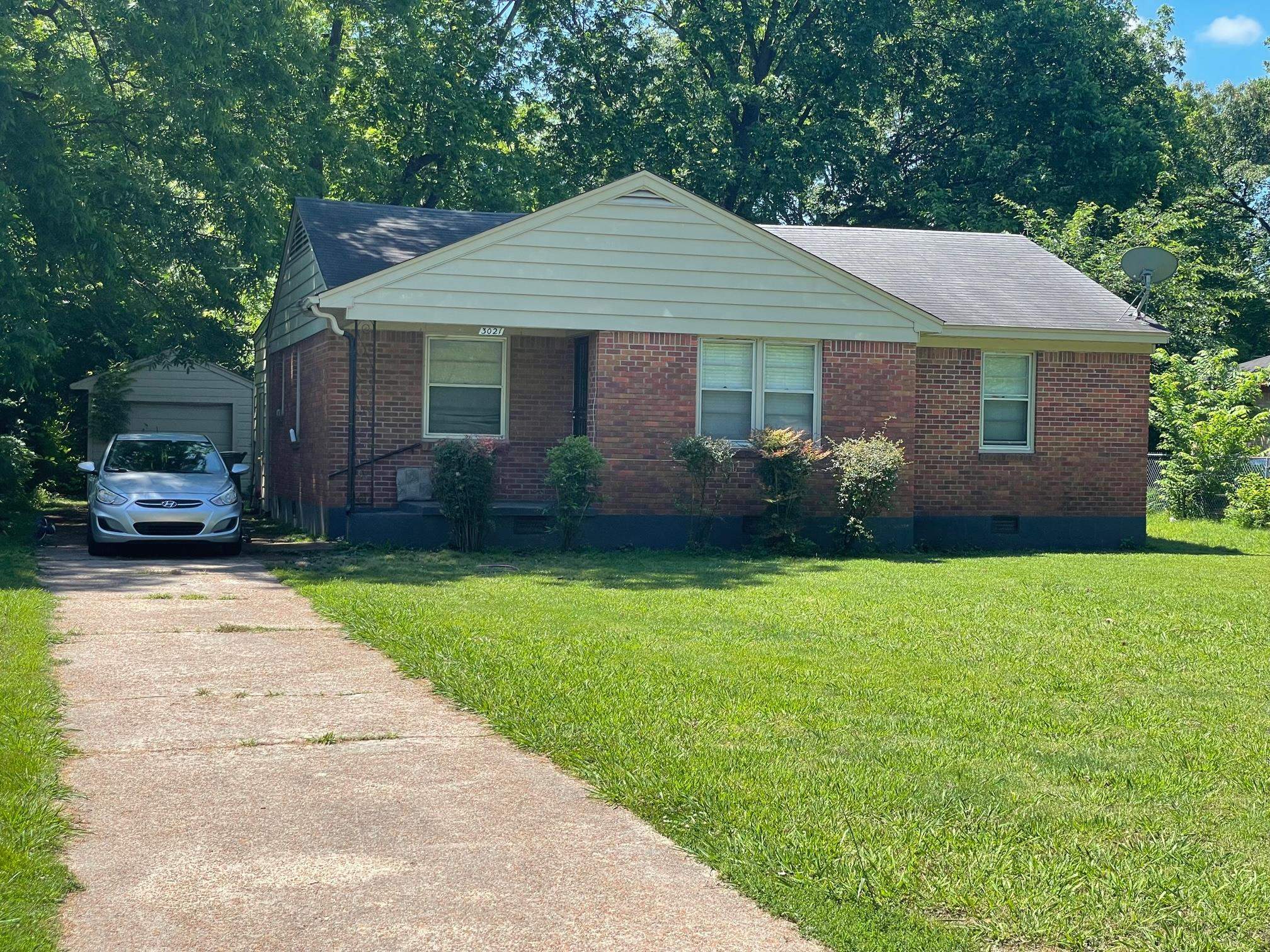 3021 South Edgeware Road Memphis, TN 38118 - Photo 1 of 2 Gallery Image 1