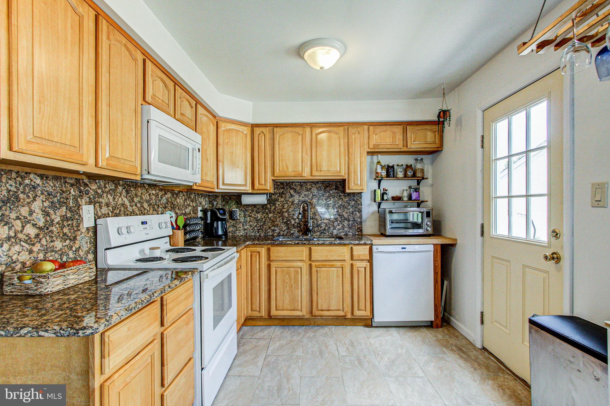 142 North County Line Road Souderton, PA 18964 - Photo 6 of 20 Gallery Image 6
