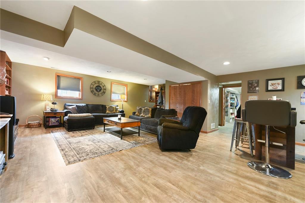 21 Ross Hollow Road Pittsburgh, PA 15239 - Photo 22 of 39