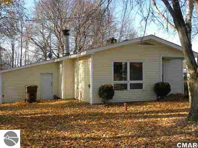 8106 South Genuine Road Shepherd, MI 48883 - Photo 1 of 15 1769104.JPG