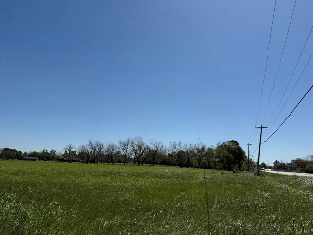 a view of a big yard