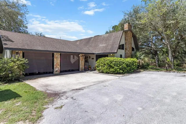 $575,000 | 4200 West Breckenridge Court, Beverly Hills, FL 34465