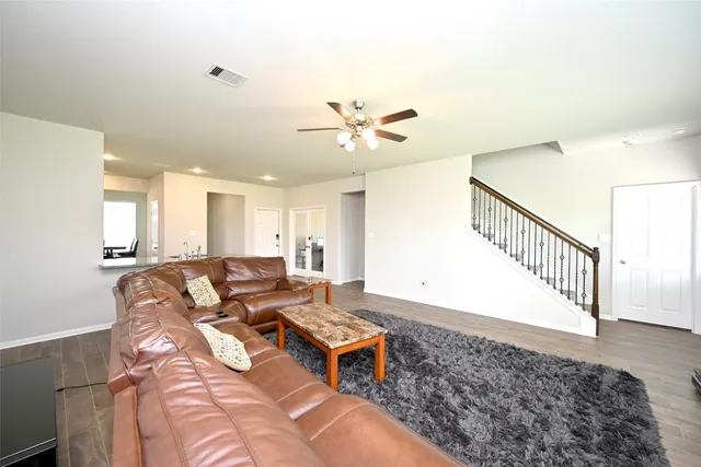 $2,800 | 4619 Ehrlich Court, Rosenberg, TX 77471