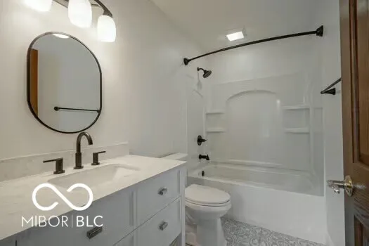 $3,800 | 461 South Co Road 725 West, Yorktown, IN 47396