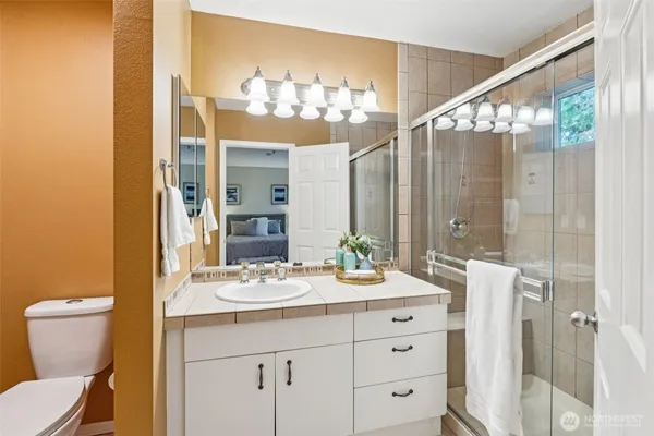 $750,000 | 16219 Northup Way, Unit C201, Bellevue, WA 98008