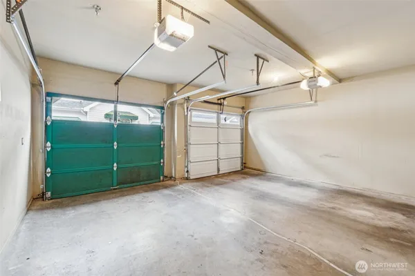 $750,000 | 16219 Northup Way, Unit C201, Bellevue, WA 98008