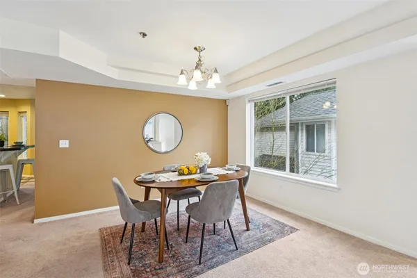 $750,000 | 16219 Northup Way, Unit C201, Bellevue, WA 98008
