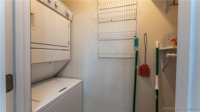 $247,000 | 78 Jonathans Landing Dr Lake, Unit 3E, Lake Ozark, MO 65049