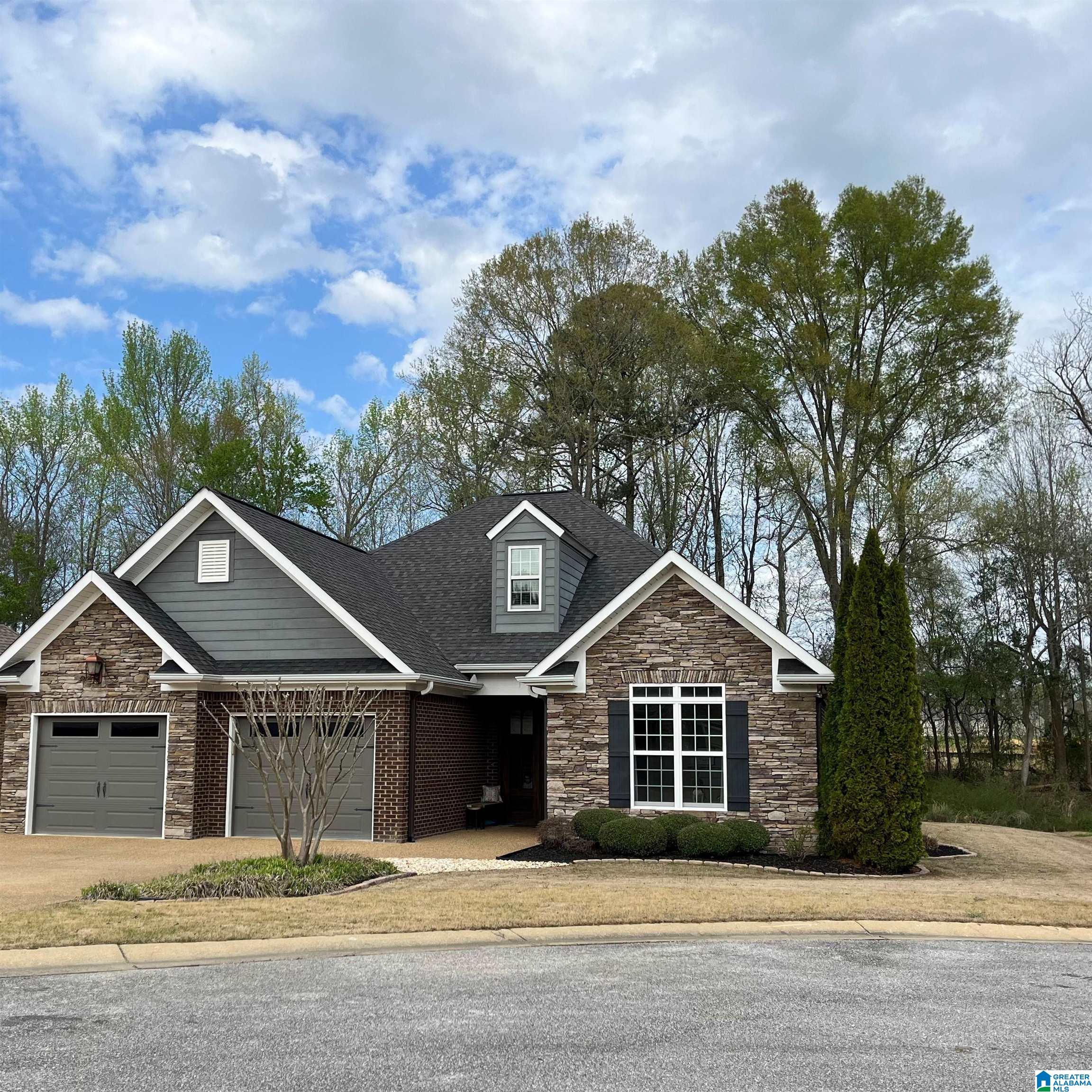4661 Laura Lane Gadsden, AL 35907 - Photo 2 of 36