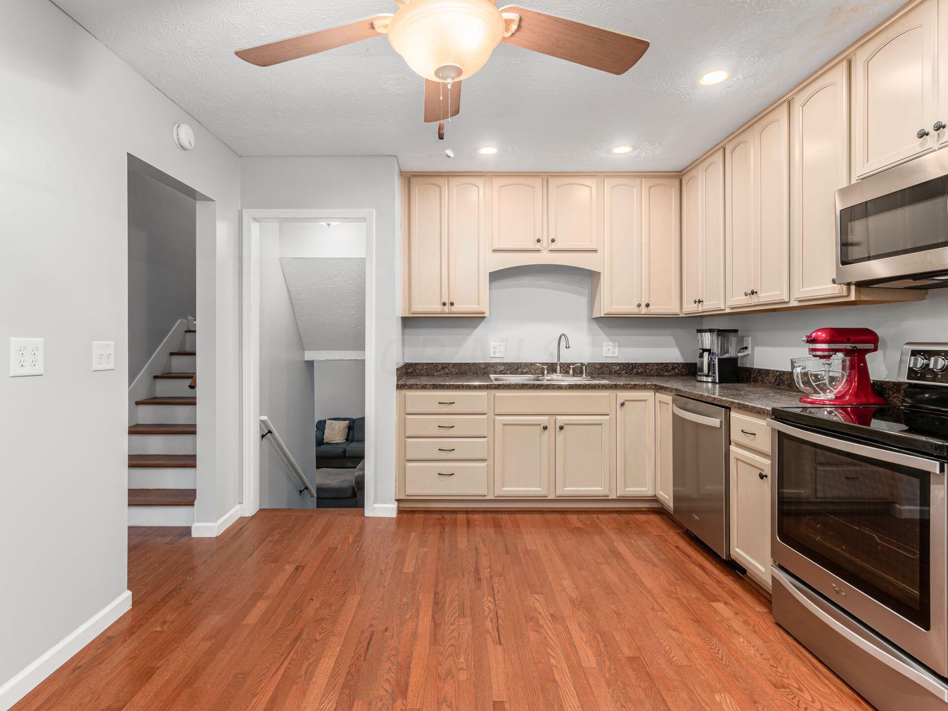 454 Ballman Road Etna, OH 43068 - Photo 11 of 28 Kitchen E