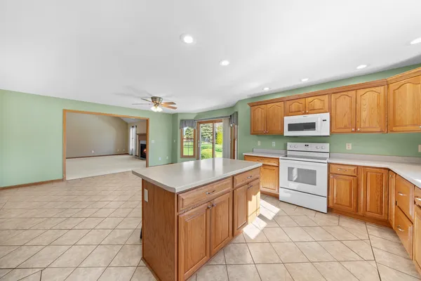 $462,500 | 3107 Ernest Drive, Sandwich, IL 60548