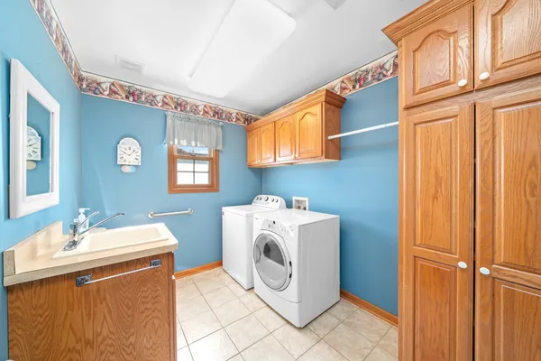 $462,500 | 3107 Ernest Drive, Sandwich, IL 60548