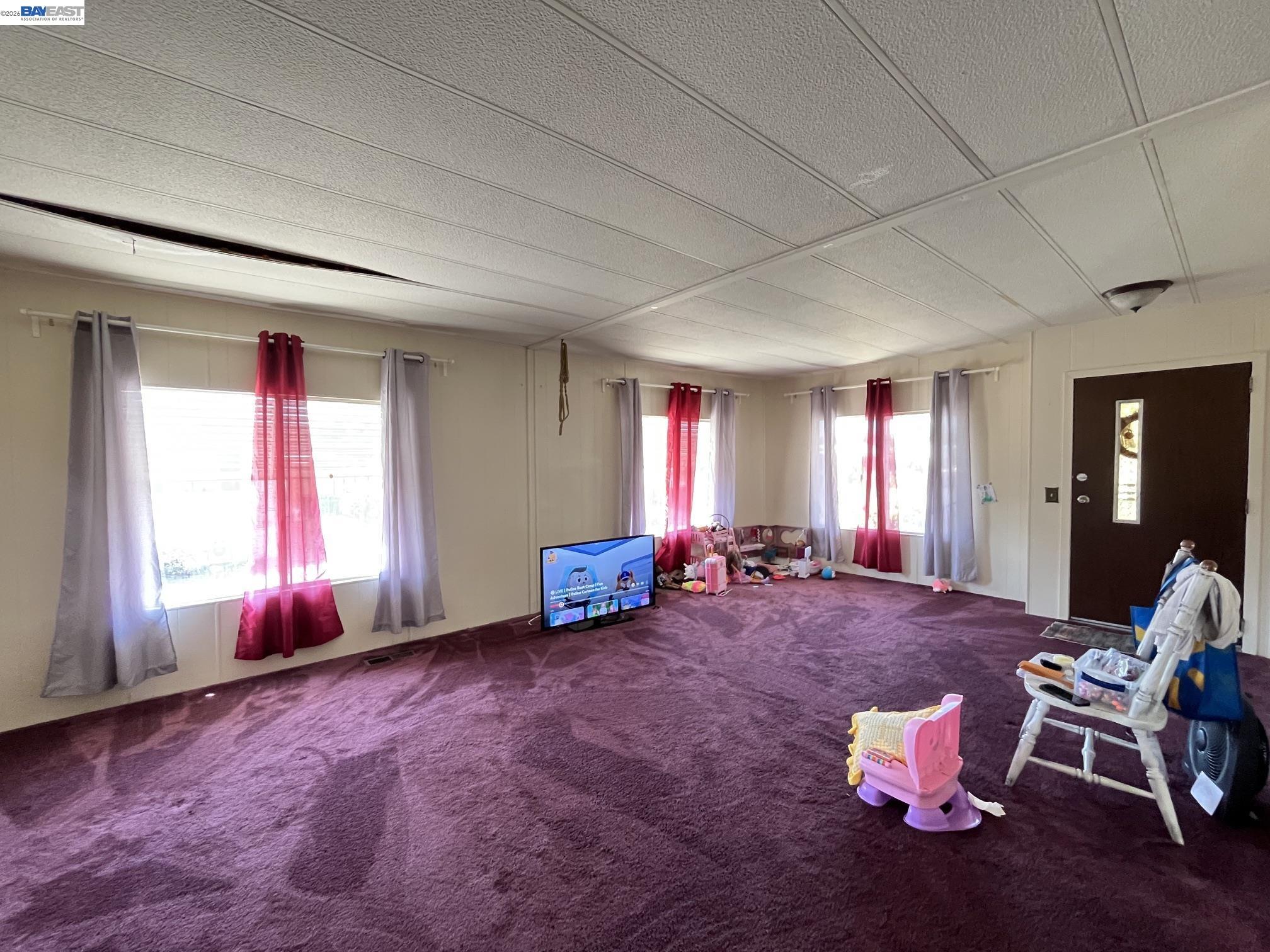 1345 Chelsea Way Hayward, CA 94544 - Photo 8 of 26