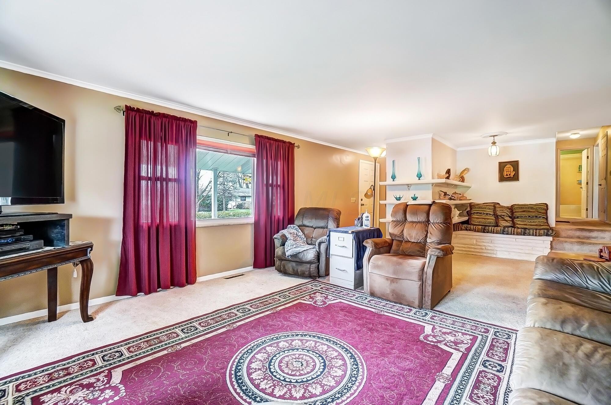 1008 Garden Road Columbus, OH 43224 - Photo 10 of 53 021