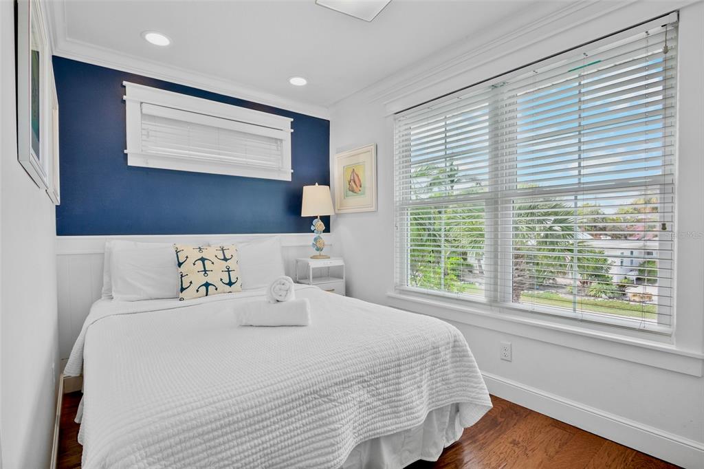 511 Spring Avenue Anna Maria, FL 34216 - Photo 21 of 50 Gallery Image 21