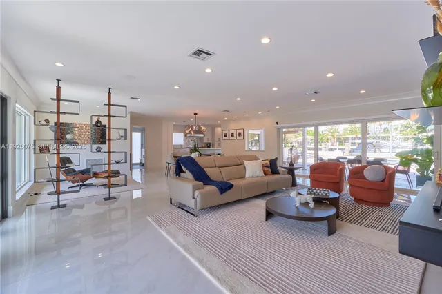 $3,500,000 | 1601 Southeast 11th Street, Fort Lauderdale, FL 33316