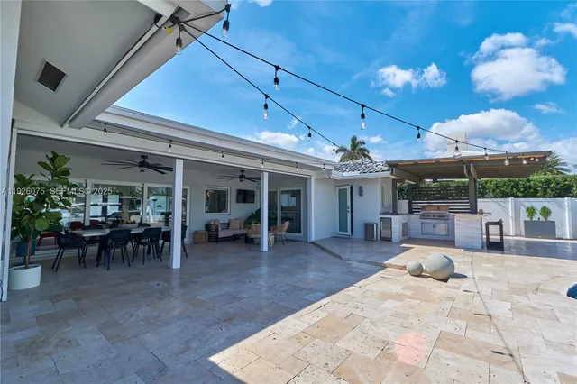 $3,500,000 | 1601 Southeast 11th Street, Fort Lauderdale, FL 33316