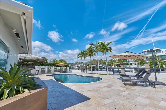 $3,500,000 | 1601 Southeast 11th Street, Fort Lauderdale, FL 33316