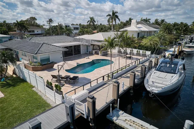 $3,500,000 | 1601 Southeast 11th Street, Fort Lauderdale, FL 33316