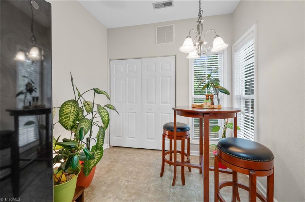 5757 Fox Ridge Lane Winston-Salem, NC 27104 - Photo 11 of 48