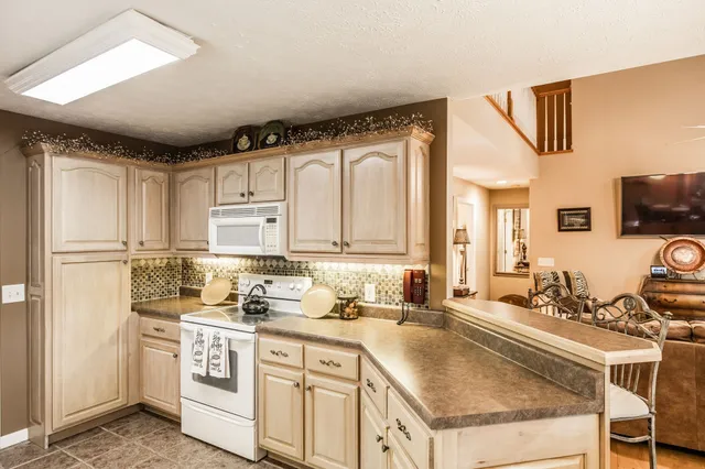 $469,900 | 813 Travis Spring Drive, Madison, TN 37115