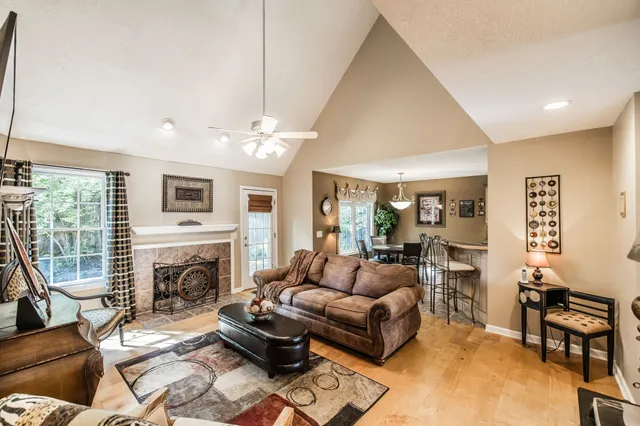 $469,900 | 813 Travis Spring Drive, Madison, TN 37115