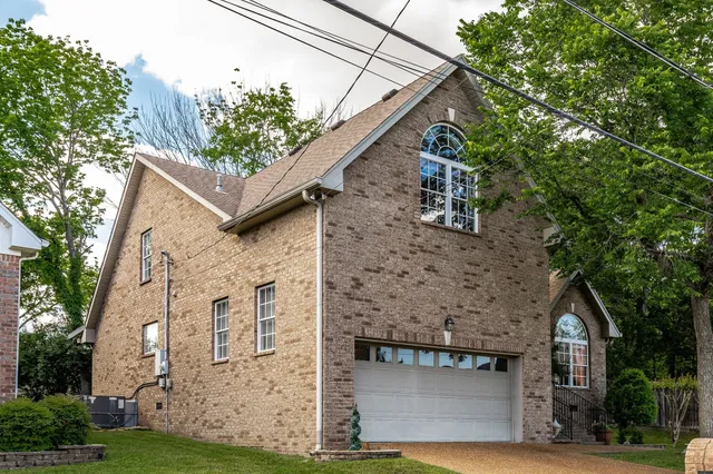 $469,900 | 813 Travis Spring Drive, Madison, TN 37115