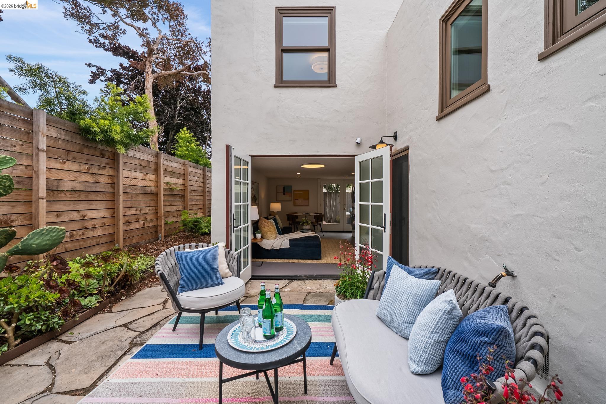 1246 Hopkins Street Berkeley, CA 94702 - Photo 52 of 68