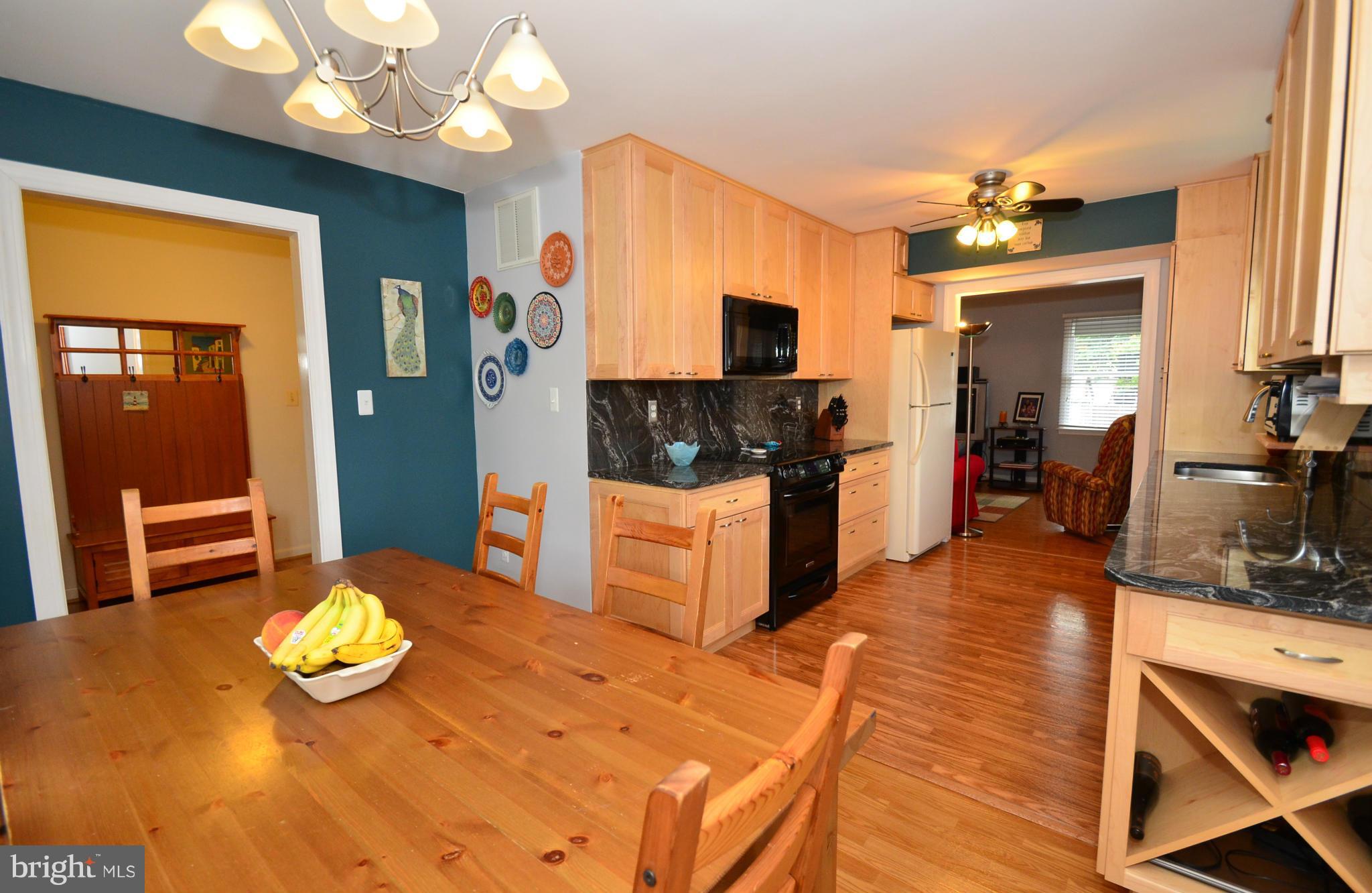 1600 Knoxville Road Edgewater, MD 21037 - Photo 3 of 30 Dining Room