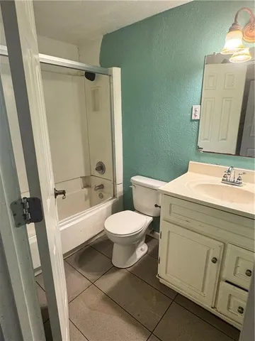 $120,000 | 8409 Curly Lane, Freeman, MO 64746