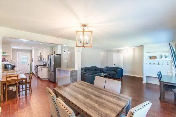 $345,000 | 9619 Highmeadow Drive, Houston, TX 77063