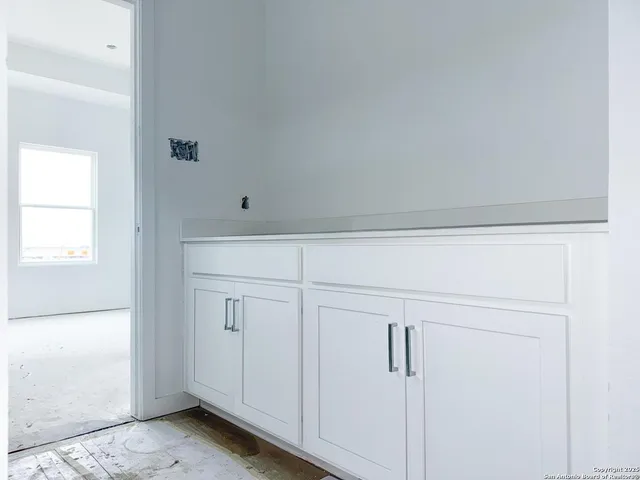 $319,990 | 1417 Burrs Ferry Court, Seguin, TX 78155