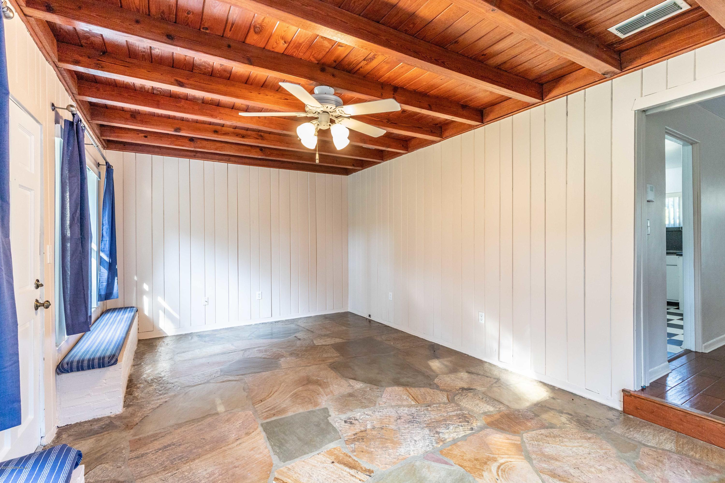 5114 Ridgecrest Avenue Jacksonville, FL 32207 - Photo 15 of 39 15 - Bonus Room