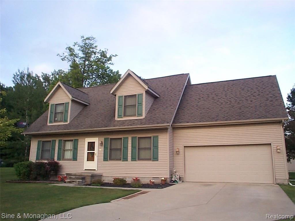 339 Cox Road St. Clair, MI 48079 - Photo 43 of 53 46 FRONT 339 COX.JPG