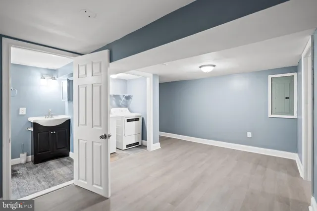 $2,200 | 405 Lyndhurst Street, Baltimore, MD 21229